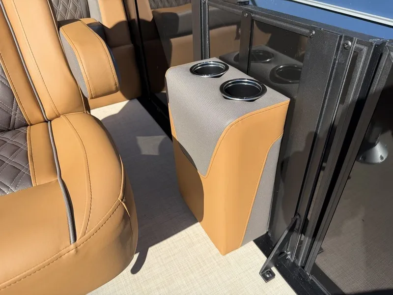 Slide: The Image of Harris Cruiser 210 SLDH 2027 - 39