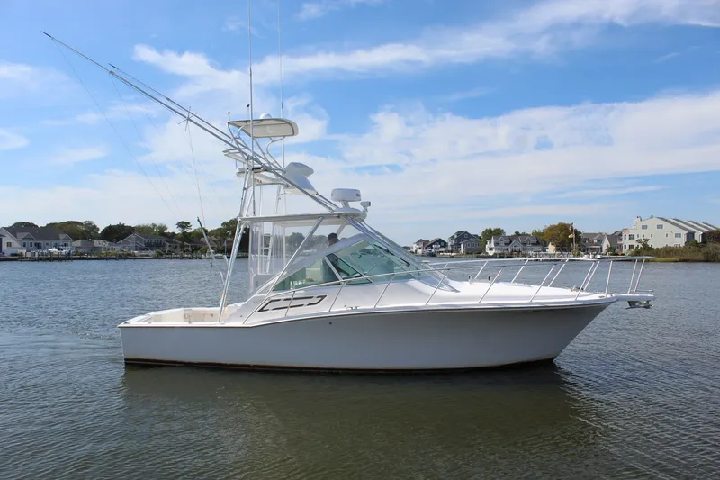 The Image of Cabo 32 Express 2005 - 0