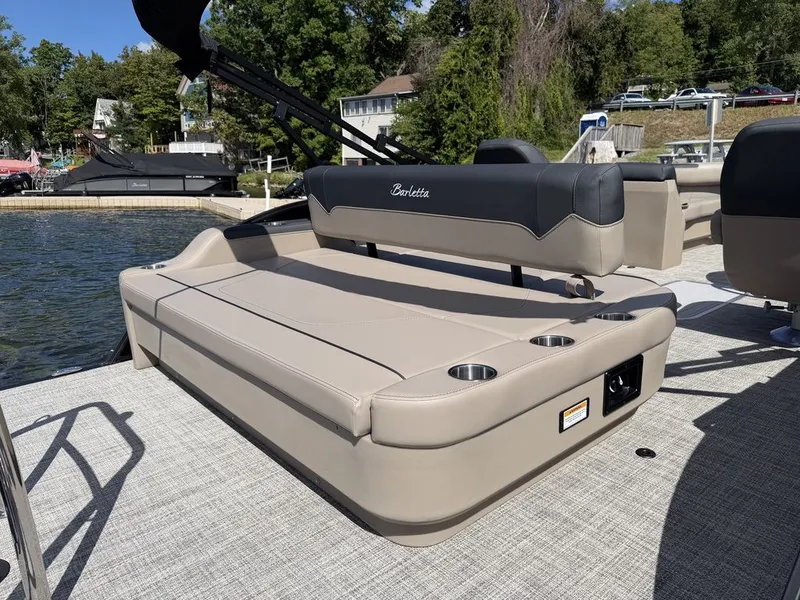 Slide: The Image of Barletta Boats Sanza 22UC 2027 - 27