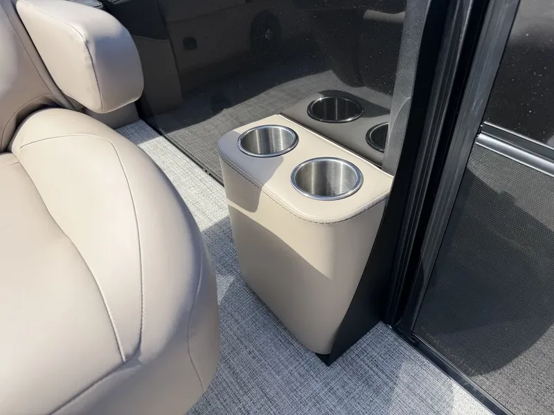 Slide: The Image of Barletta Boats Sanza 22UC 2027 - 12