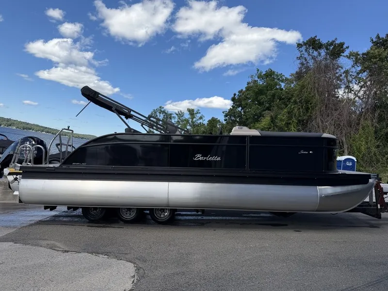 Slide: The Image of Barletta Boats Sanza 22UC 2027 - 2