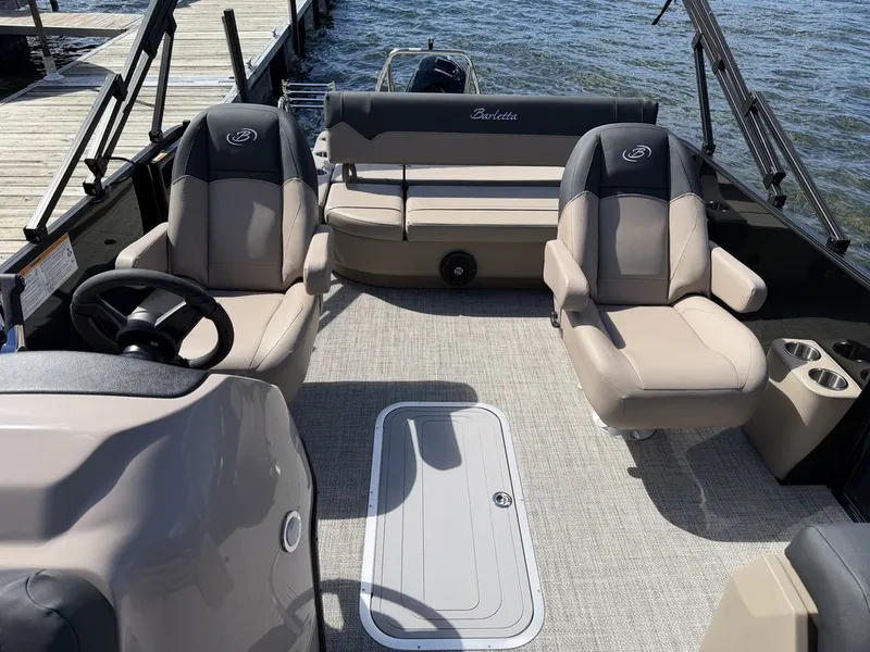 Slide: The Image of Barletta Boats Sanza 22UC 2027 - 10