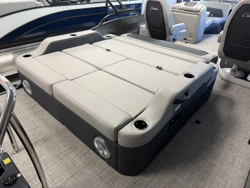 Slide: The Image of Barletta Boats C22UC 2027 - 43