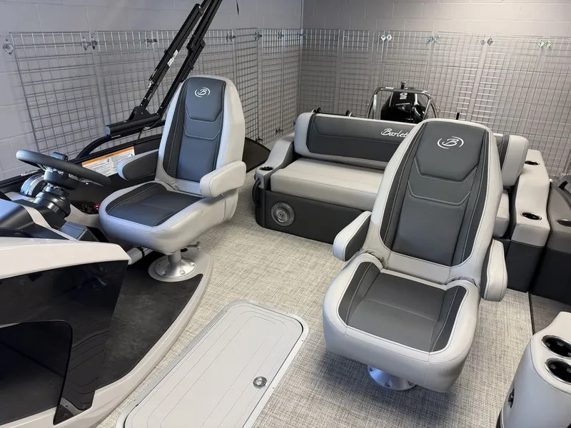 Slide: The Image of Barletta Boats C22UC 2027 - 0