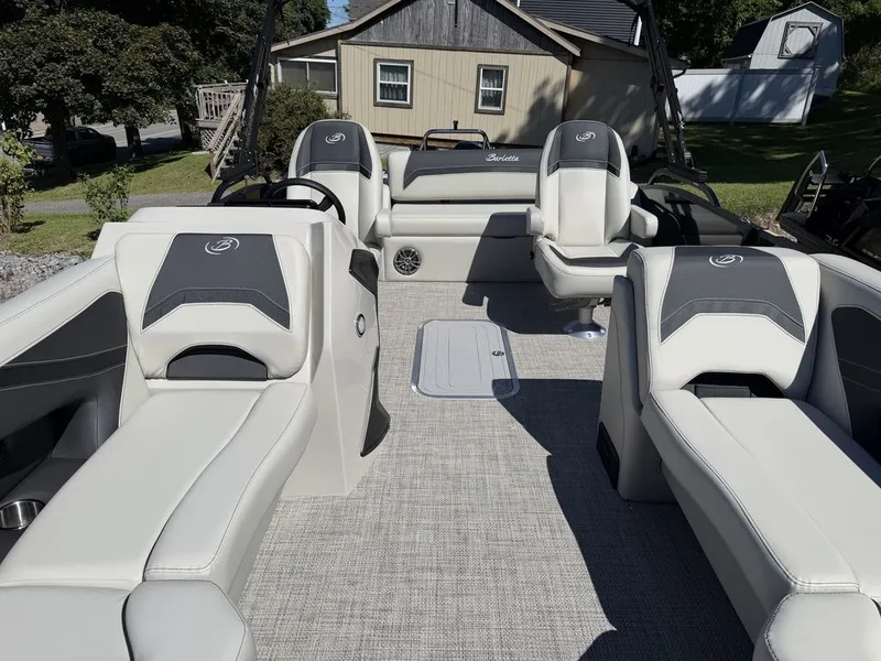 Slide: The Image of Barletta Boats A22UC 2027 - 9