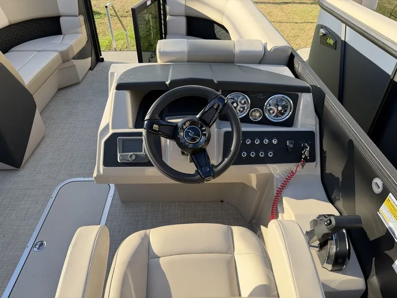 Slide: The Image of Alera Marine 22L 2027 - 28