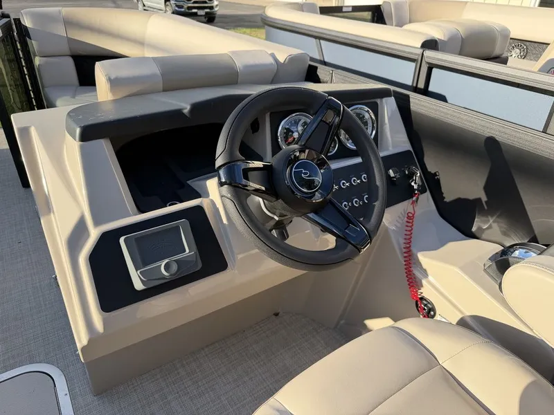 Slide: The Image of Alera Marine 22L 2027 - 27