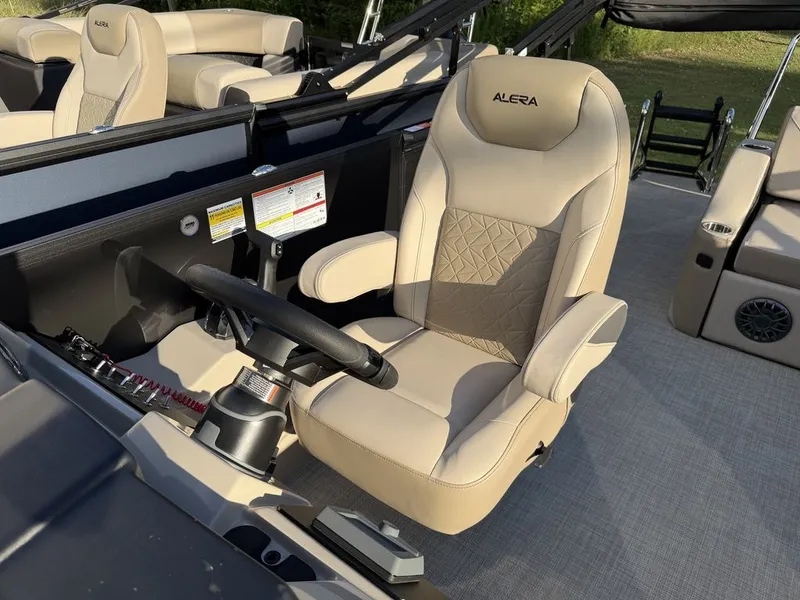 Slide: The Image of Alera Marine 22L 2027 - 34