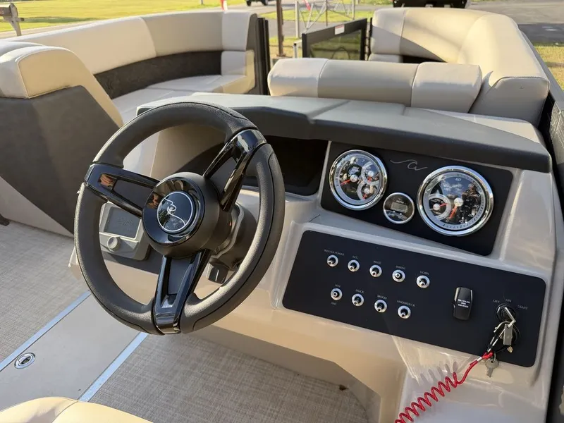 Slide: The Image of Alera Marine 22L 2027 - 30