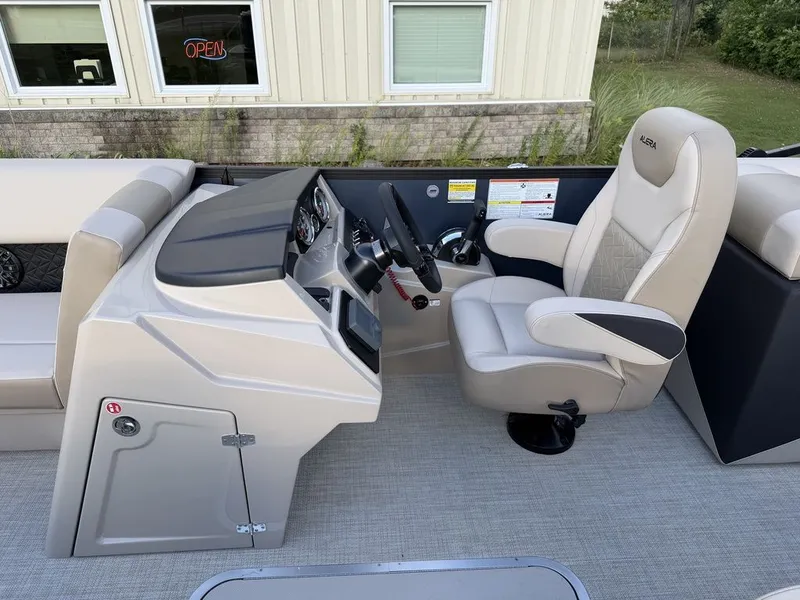 Slide: The Image of Alera Marine 22Q 2027 - 19