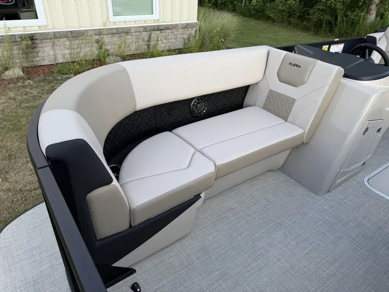 Slide: The Image of Alera Marine 22Q 2027 - 8