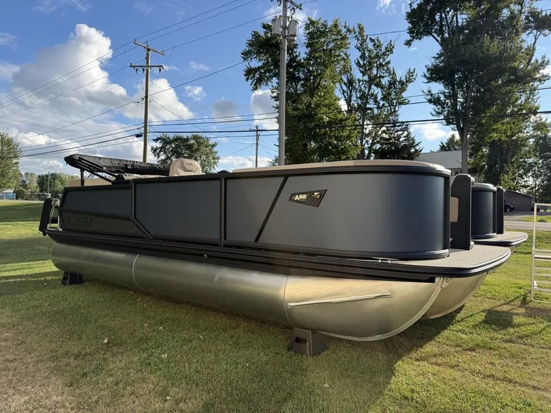 Slide: The Image of Alera Marine 22Q 2027 - 4