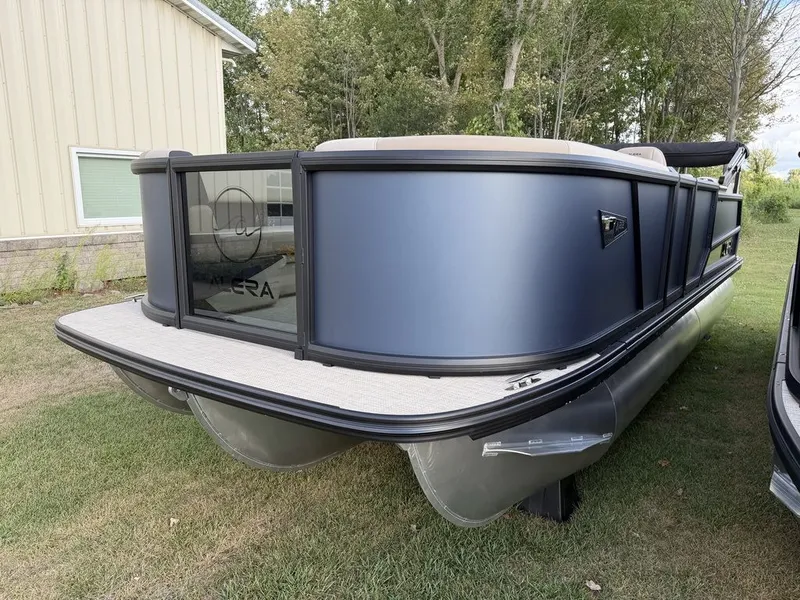 Slide: The Image of Alera Marine 22Q 2027 - 1