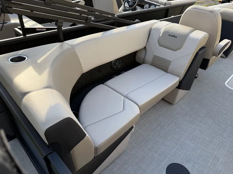 Slide: The Image of Alera Marine 22Q 2027 - 34