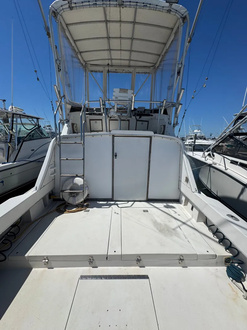 Slide: The Image of Phoenix Bass Boat 29 Convertible 1987 - 3