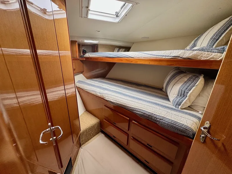 Slide: The Image of Viking 50 Convertible 2000 - 33