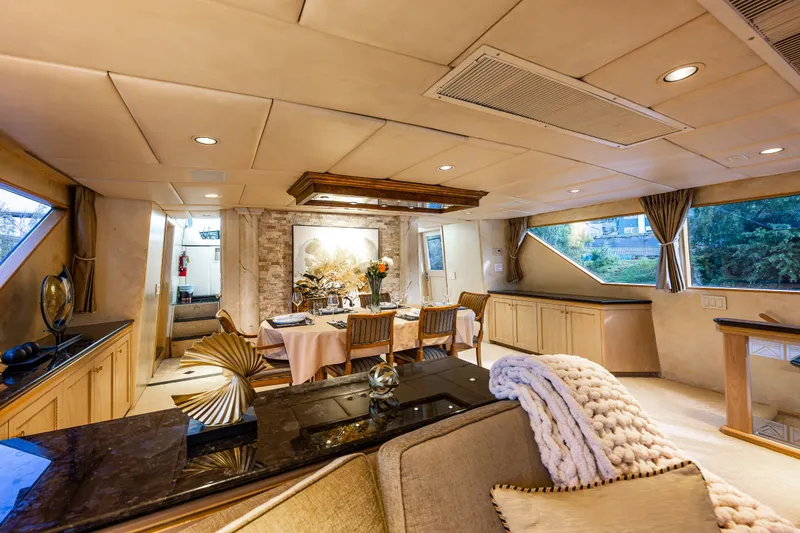 Slide: The Image of Broward Motor Yacht 1991 - 18