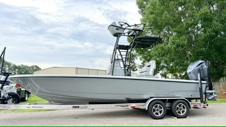 The Image of Pathfinder 2500 Hybrid 2026 - 0