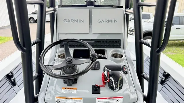 Slide: The Image of Pathfinder 2500 Hybrid 2026 - 14