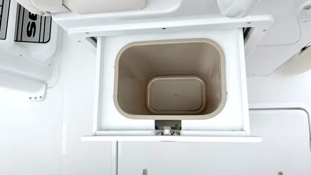 Slide: The Image of Sea Hunt Ultra 265 SE 2027 - 14