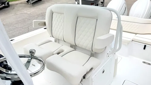Slide: The Image of Sea Hunt Ultra 265 SE 2027 - 22