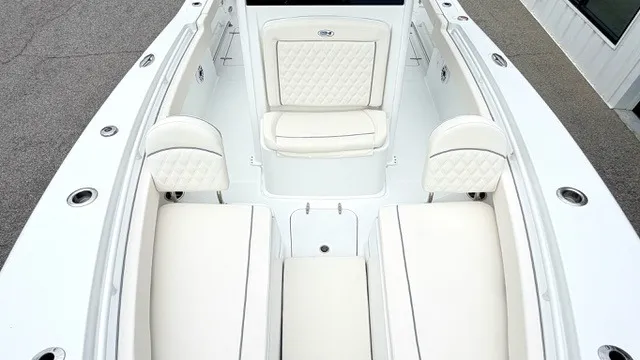 Slide: The Image of Sea Hunt Ultra 265 SE 2027 - 29