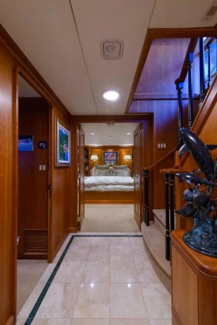 Slide: The Image of Burger Boat Company Raised Pilothouse 1998 - 25
