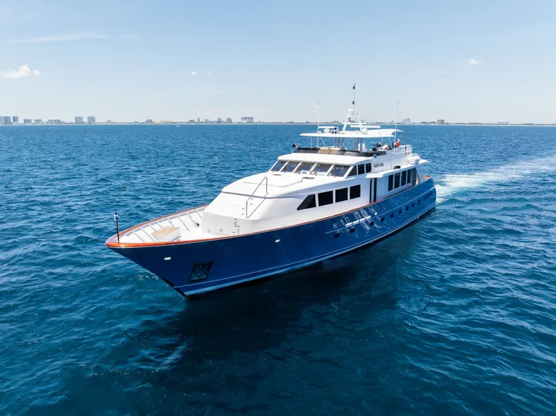 Slide: The Image of Burger Boat Company Raised Pilothouse 1998 - 60