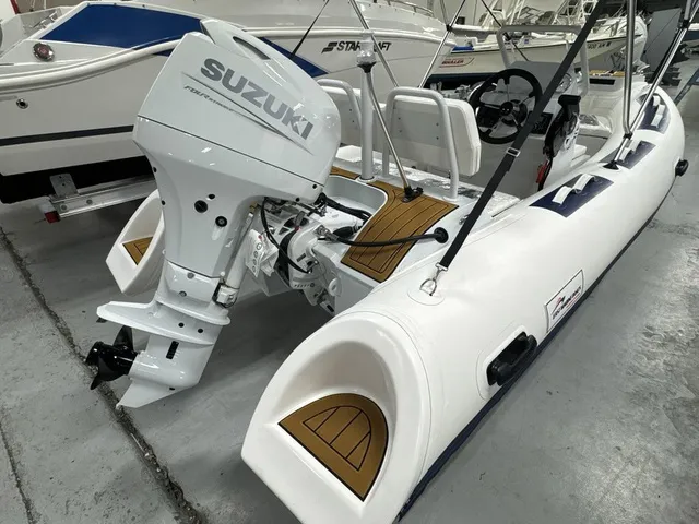 Slide: The Image of East Marine Boats Godiac Elite 390 2024 - 22