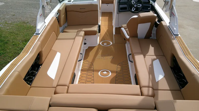 Slide: The Image of MasterCraft NXT 24 2026 - 6