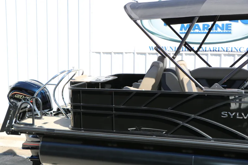 Slide: The Image of Sylvan Mirage X3 Party Fish Tri Toon 2026 - 10