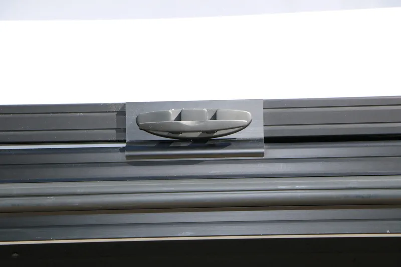 Slide: The Image of EVOTTI 725 CS Tri-Toon 2026 - 13