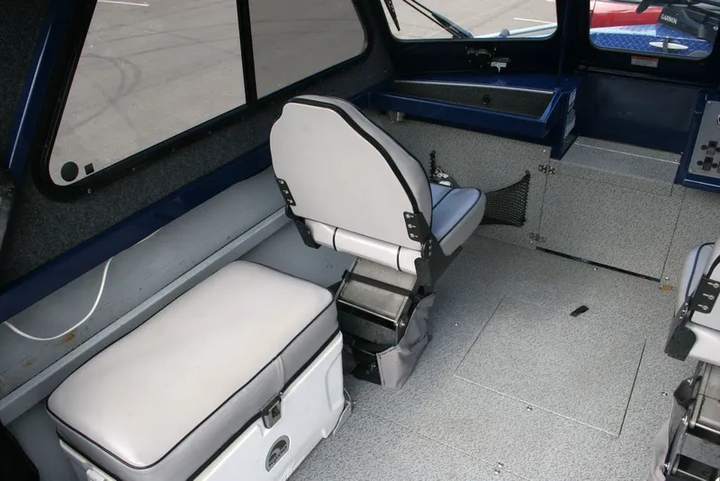 Slide: The Image of Duckworth 20 Navigator Sport HT 2018 - 7