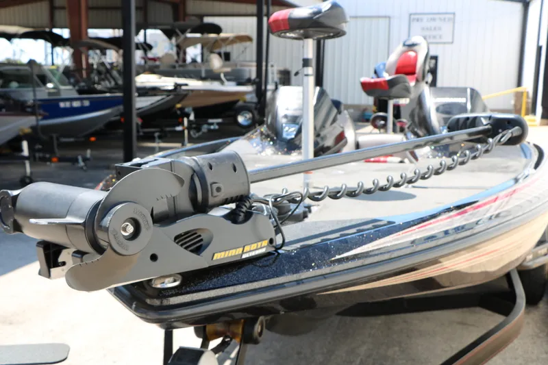 Slide: The Image of Skeeter Fx21 2015 - 14