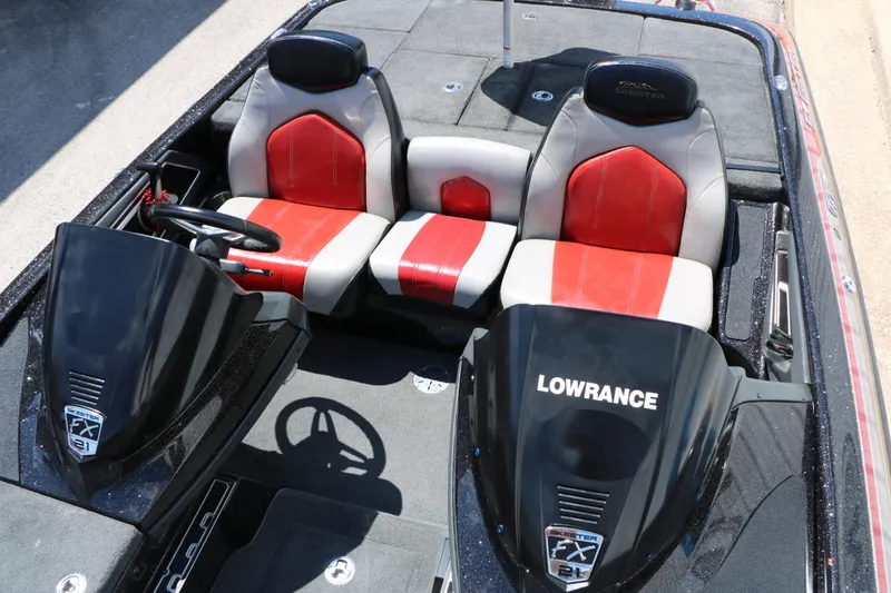 Slide: The Image of Skeeter Fx21 2015 - 26