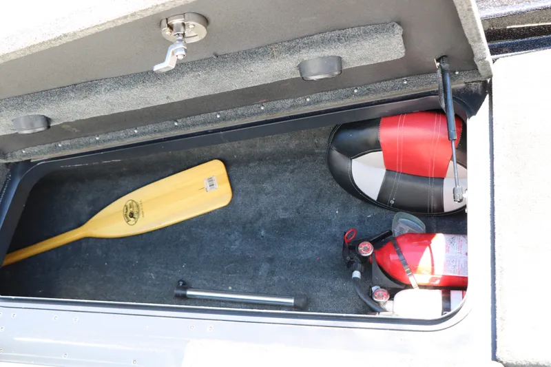 Slide: The Image of Skeeter Fx21 2015 - 30