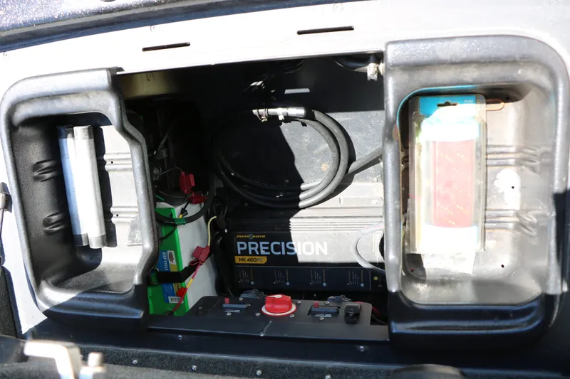 Slide: The Image of Skeeter Fx21 2015 - 34