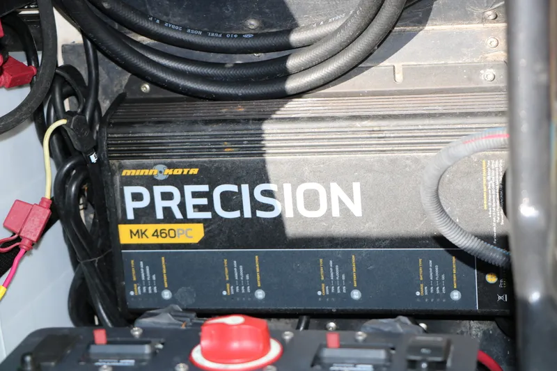 Slide: The Image of Skeeter Fx21 2015 - 35