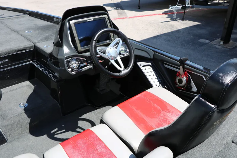 Slide: The Image of Skeeter Fx21 2015 - 36