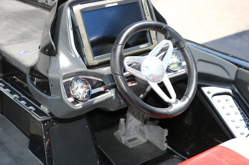 Slide: The Image of Skeeter Fx21 2015 - 37