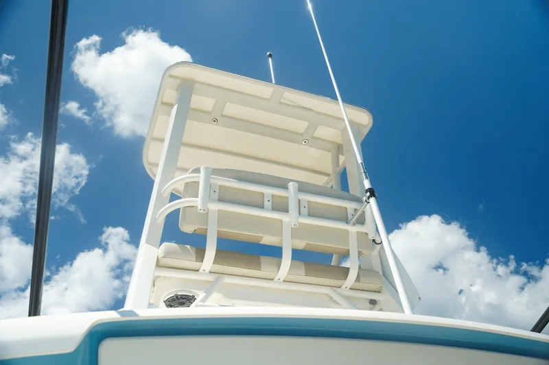 Slide: The Image of Boston Whaler 380 Outrage 2025 - 5