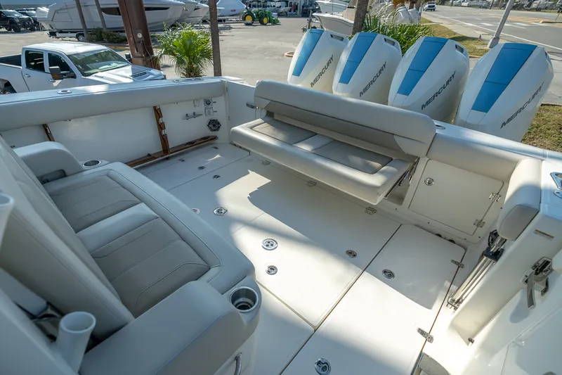 Slide: The Image of Boston Whaler 380 Outrage 2025 - 51