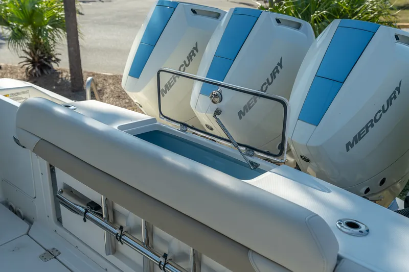 Slide: The Image of Boston Whaler 380 Outrage 2025 - 52