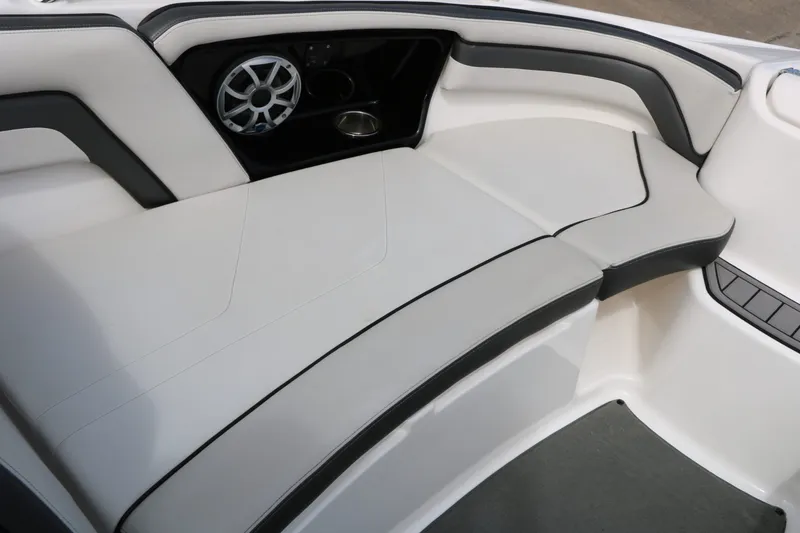 Slide: The Image of Yamaha AR240HO 2017 - 25