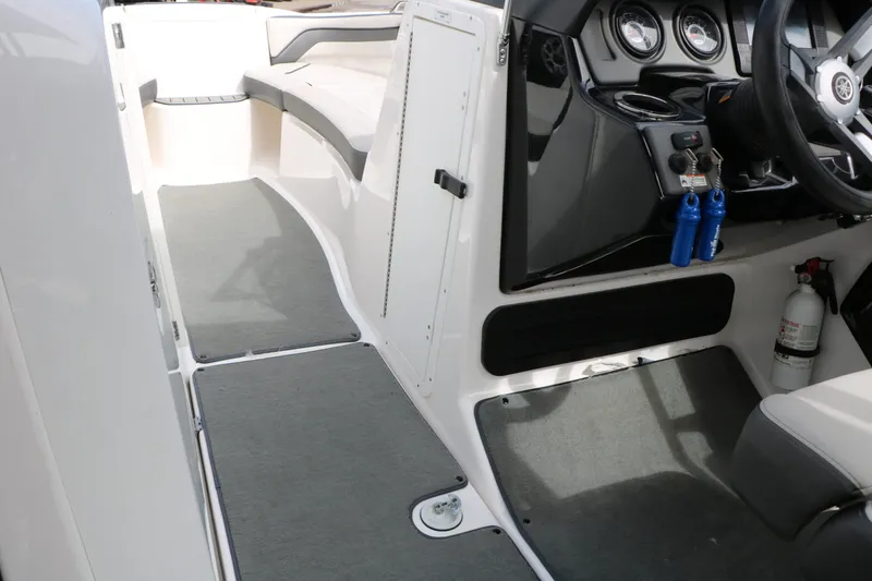 Slide: The Image of Yamaha AR240HO 2017 - 31