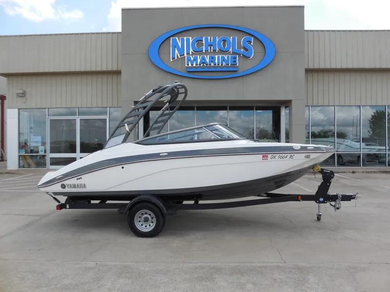 The Image of Yamaha 195S 2020 - undefined