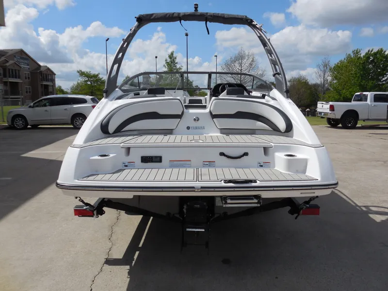 Slide: The Image of Yamaha 195S 2020 - 3