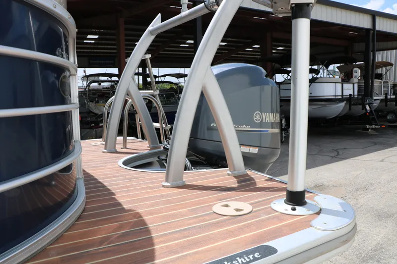 Slide: The Image of Berkshire 230E 2014 - 10