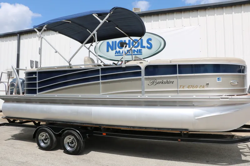 Slide: The Image of Berkshire 230E 2014 - 13