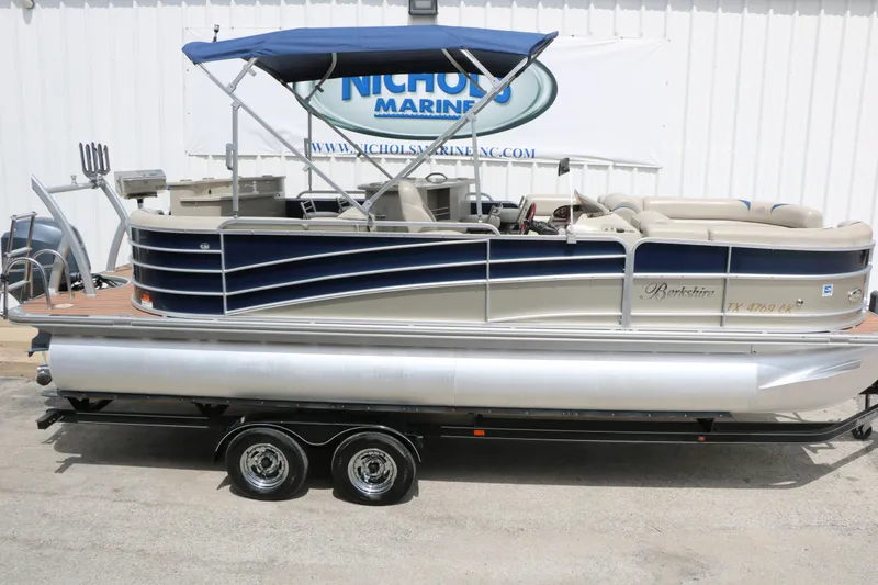 Slide: The Image of Berkshire 230E 2014 - 14